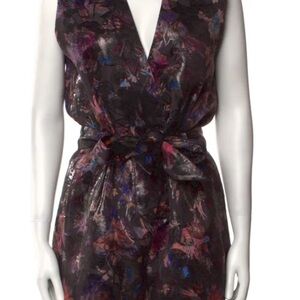 Iro
Floral Print Plunge Neckline Romper